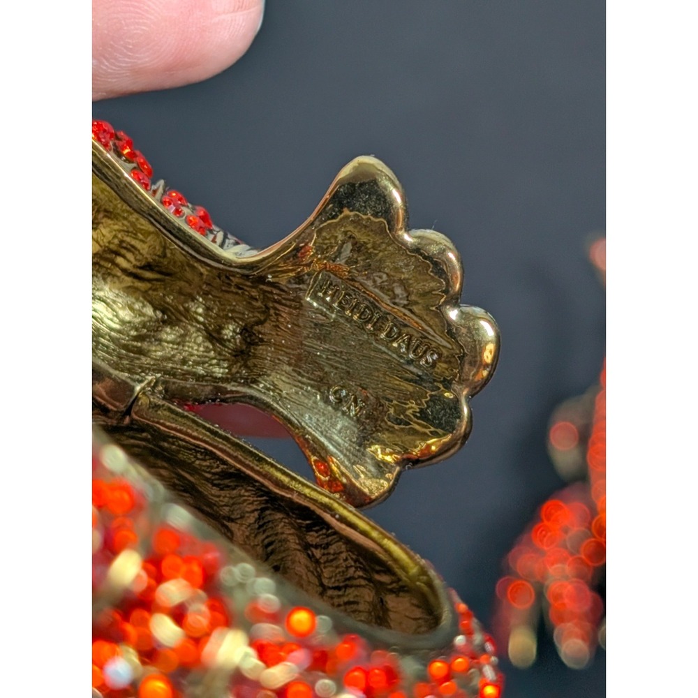 Heidi Daus Maine Lobster Clamper Bracelet - Picture 5 of 5